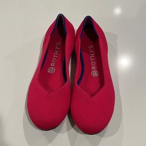 Rothy’s round toe flat red size 9